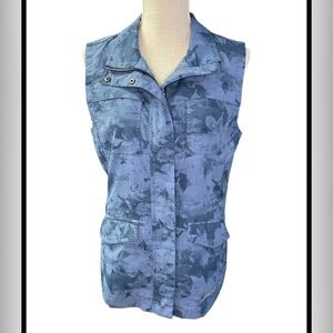 Eddie Bauer Women's Blue Camo Vented Utility Vest Large